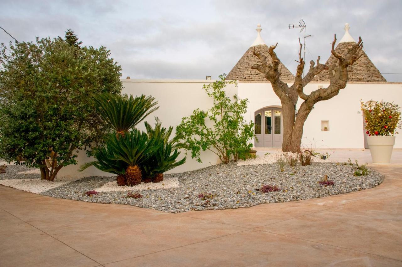 Pavi Trulli E Suites ロコロトンド エクステリア 写真